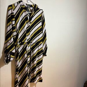 Suzy Shier Black and Yellow Striped Top